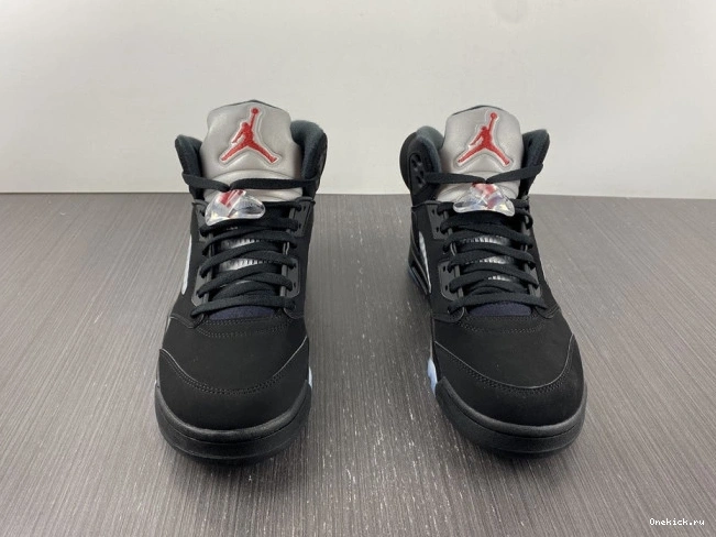 One Kick Black 5 Retro (2016) Jordan Metallic 845035-003 0731